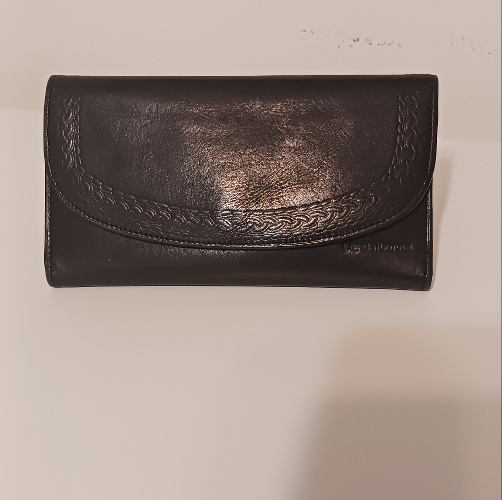 Vintage Wallet Liz Claiborne.